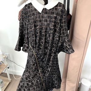 Self-portrait dress. Never wear. US size 6.